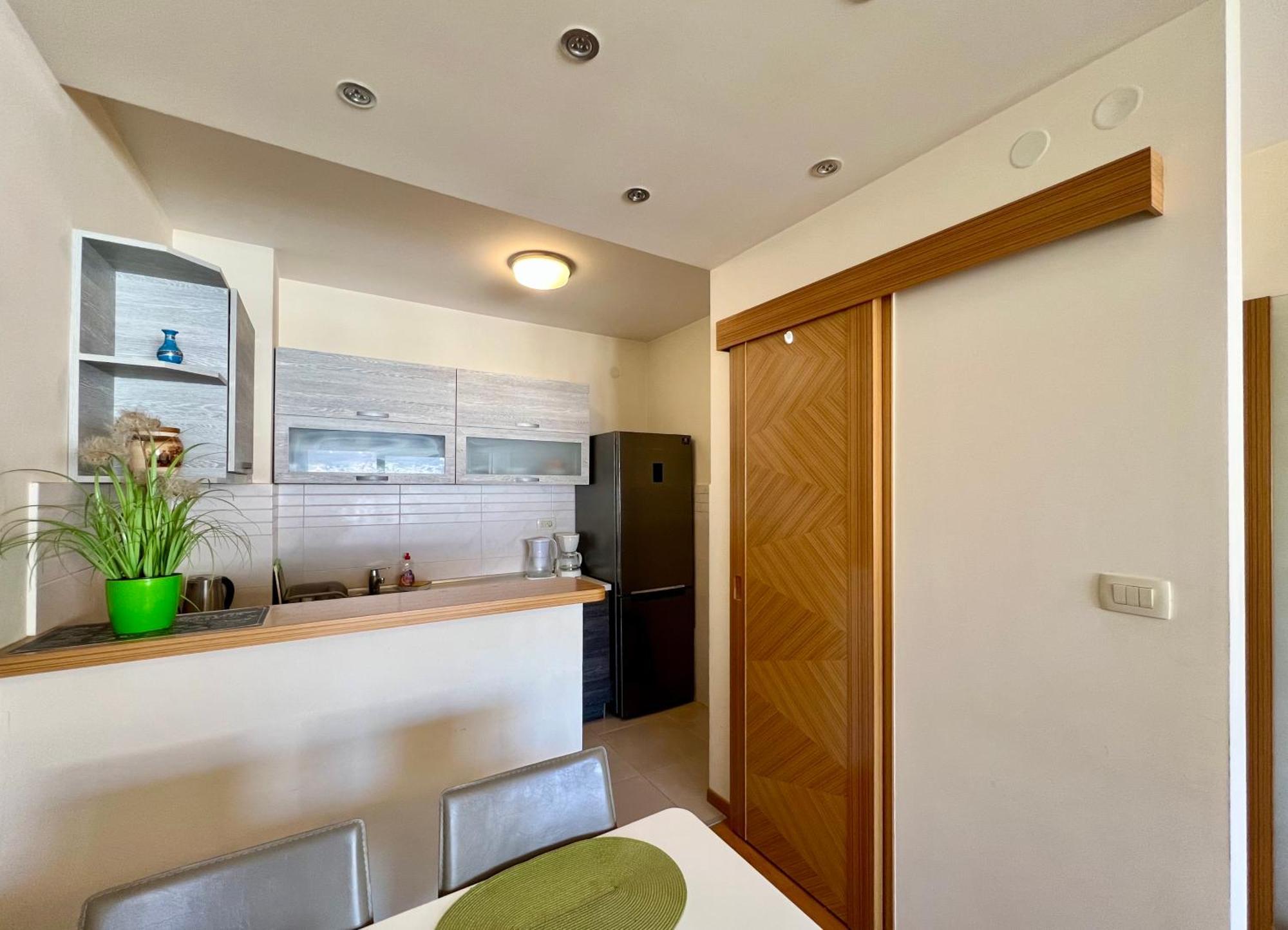 Apartment Verdan Bar Exterior photo